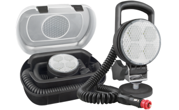 kąt rozsyłu 58°, 2000 lm - moduł LED 12V-24V, przewód spiralny 8 m, wtyczka do zapalniczki, rączka, etui