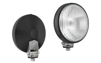 Przeciwmgłowy (przeciwmgielny) reflektor halogenowy w metalowej obudowie