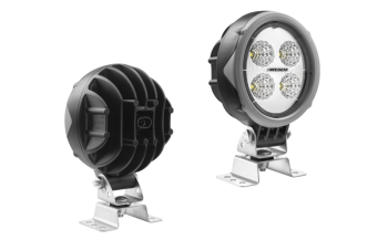 Lampa robocza z diodami LED, uchwytem omega i wbudowanym złączem AMP SuperSeal