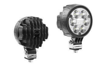 Drogowy reflektor z diodami LED i wbudowanym złączem AMP SuperSeal