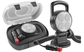 kąt rozsyłu 58°, 2000 lm - moduł LED 12V-24V, przewód spiralny 8 m, wtyczka do zapalniczki, rączka, etui
