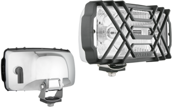 Drogowy reflektor halogenowy w chromowanej obudowie